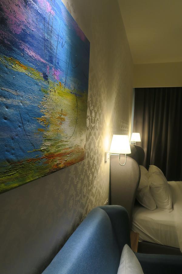 Dingdong Bukit Bintang Luxury Suites,3Mi To Pavlion Mall Kuala Lumpur Room photo